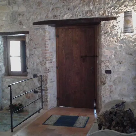 Il Casale Dei Noccioli * Civitella Del Tronto