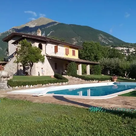 Vila Il Casale Dei Noccioli