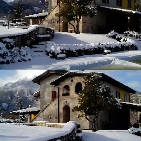 Il Casale Dei Noccioli Vila