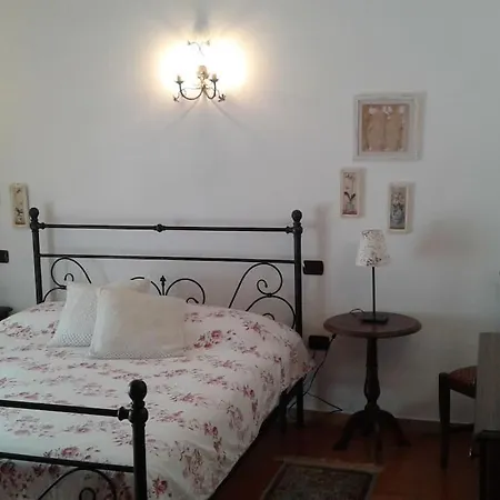 Il Casale Dei Noccioli * Civitella Del Tronto